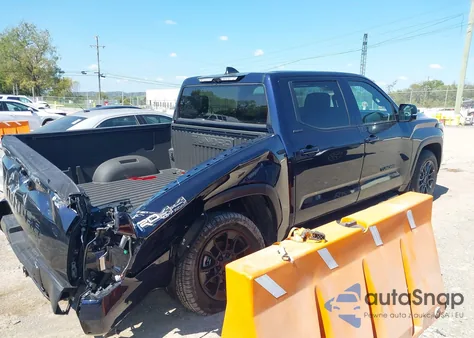 2025 Toyota Tundra Limited 4Wd z USA, uszkodzony, nr VIN 5TFWA5DB0SX305850